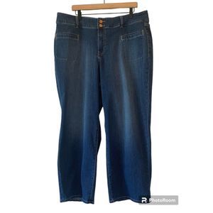 Lane Bryant Flex Magic Waistband High Rise Wide Leg  Stretch Jeans Size 20
